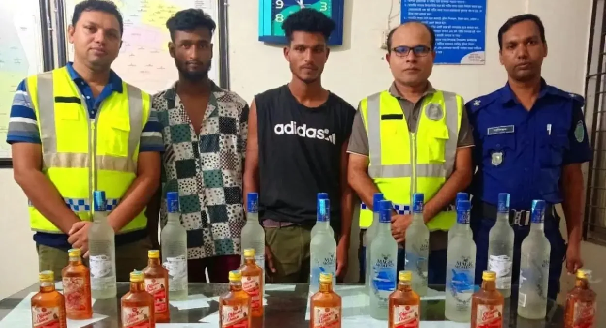 কমলভগঞ্জে ২২ বোতল ভারতীয় মদসহ আটক দুই যুবক