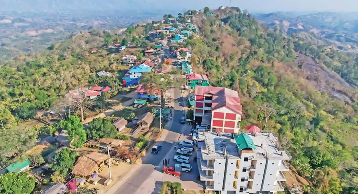 অনিবার্য কারণে সাজেক পর্যটনকেন্দ্র বন্ধ ঘোষণা, মঙ্গলবার বিকালের মধ্যে এলাকা ছাড়ার নির্দেশ