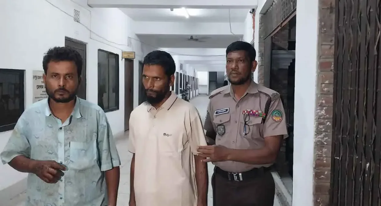 অবৈধভাবে বাংলাদেশে অনুপ্রবেশকারী ভারতীয় দুই নাগরিক কারাগারে পাঠানো হয়েছে