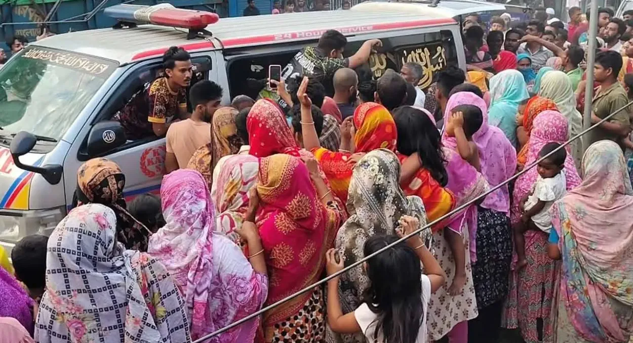 সিরাজগঞ্জে রামদার কোপে যুবকের হাত বিচ্ছিন্ন