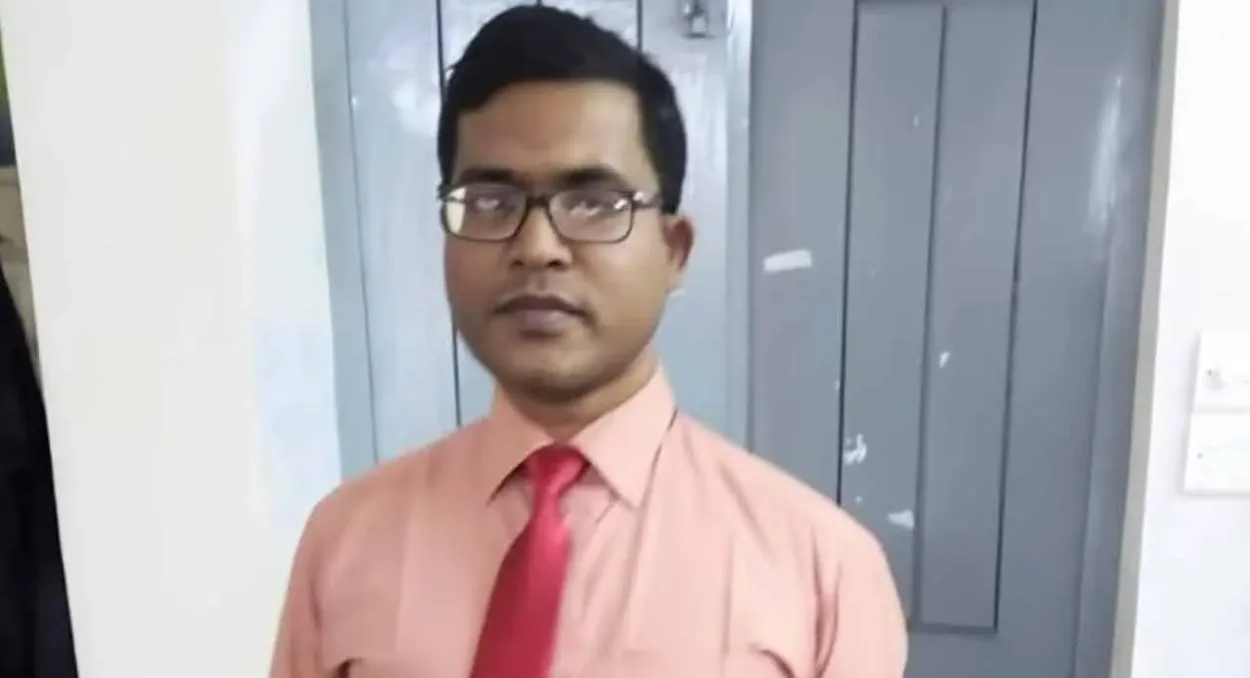 হোটেলকক্ষে শিক্ষকের মরদেহ, স্ত্রীর কাছে ফোনে ২০ হাজার টাকা দাবি
