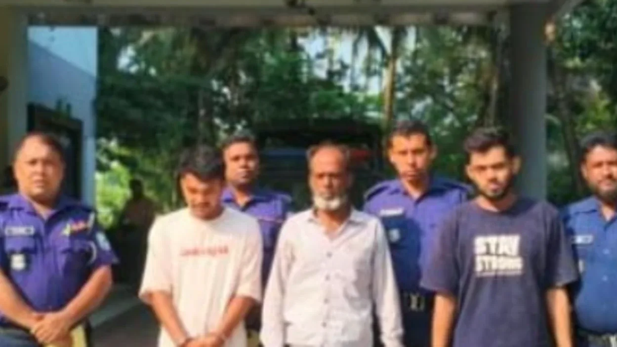 শরীয়তপুরের ভেদরগঞ্জে শিক্ষক হত্যা মামলায় তিন আসামি গ্রেপ্তার