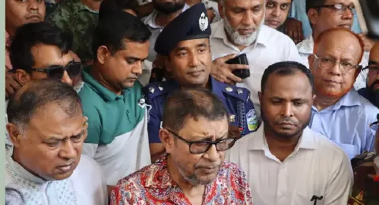 পরিবর্তন হচ্ছে কমিউনিটি ক্লিনিকের নাম, চিকিৎসক সংকটে ব্যবস্থা নেওয়ার ঘোষণা স্বাস্থ্যমন্ত্রীর