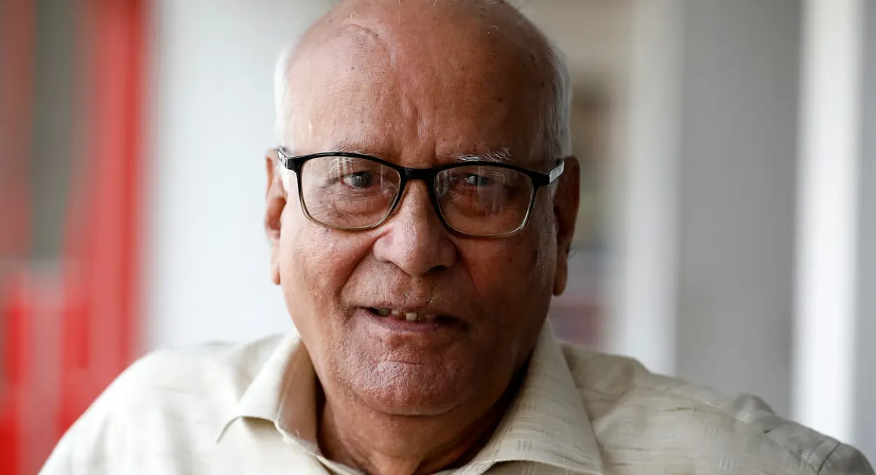 Legendary Bangladeshi Singer Khurshid Alam Reflects on Life and Career Origins