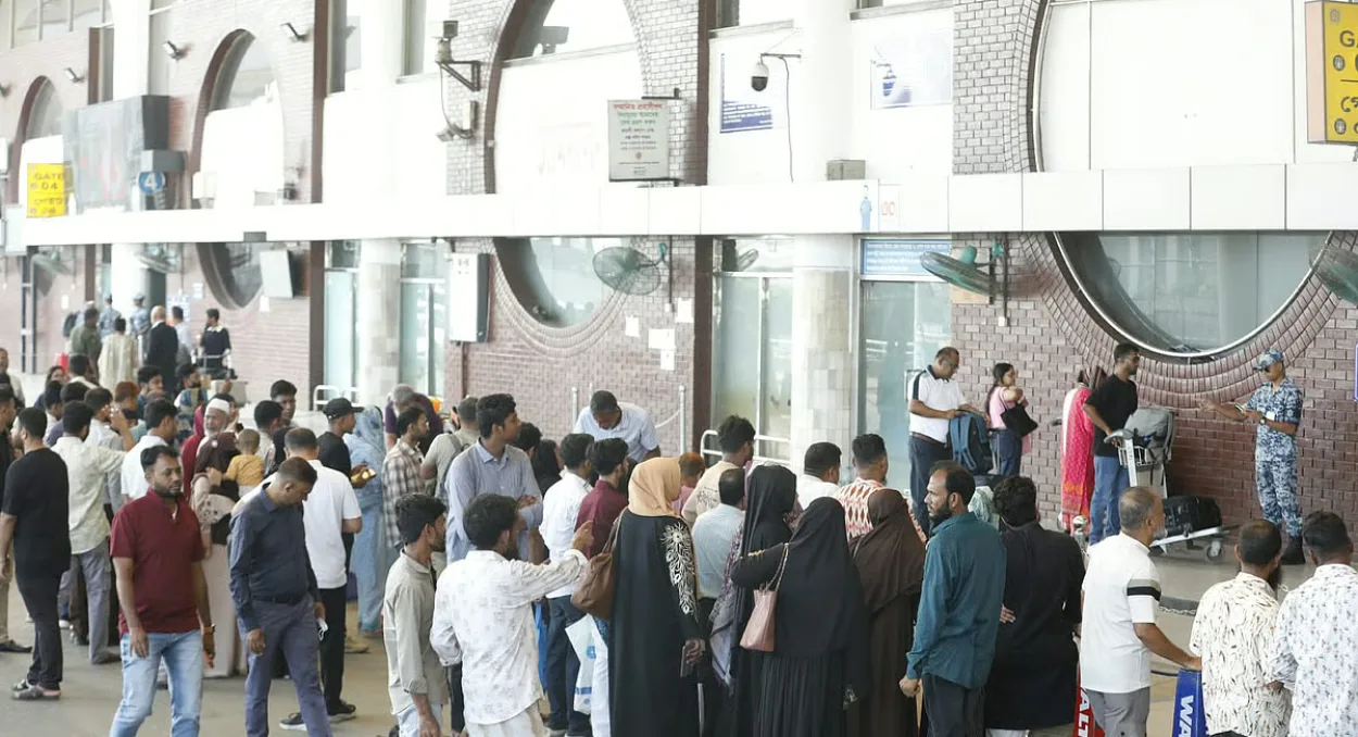 Restrictions at Saudi airports disrupt 141 flights affecting nearly 22000 passengers