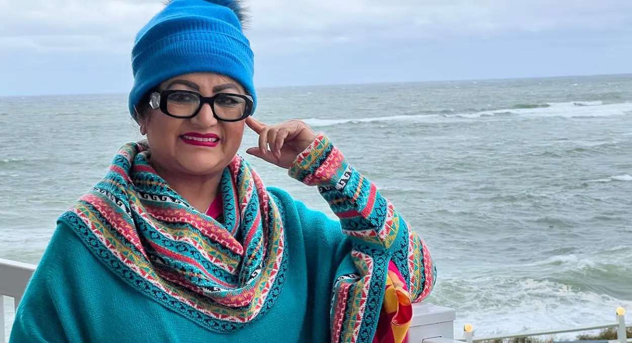 Veteran Actor Babita Enjoys Scenic Canadian Road Trip With Razzak Family