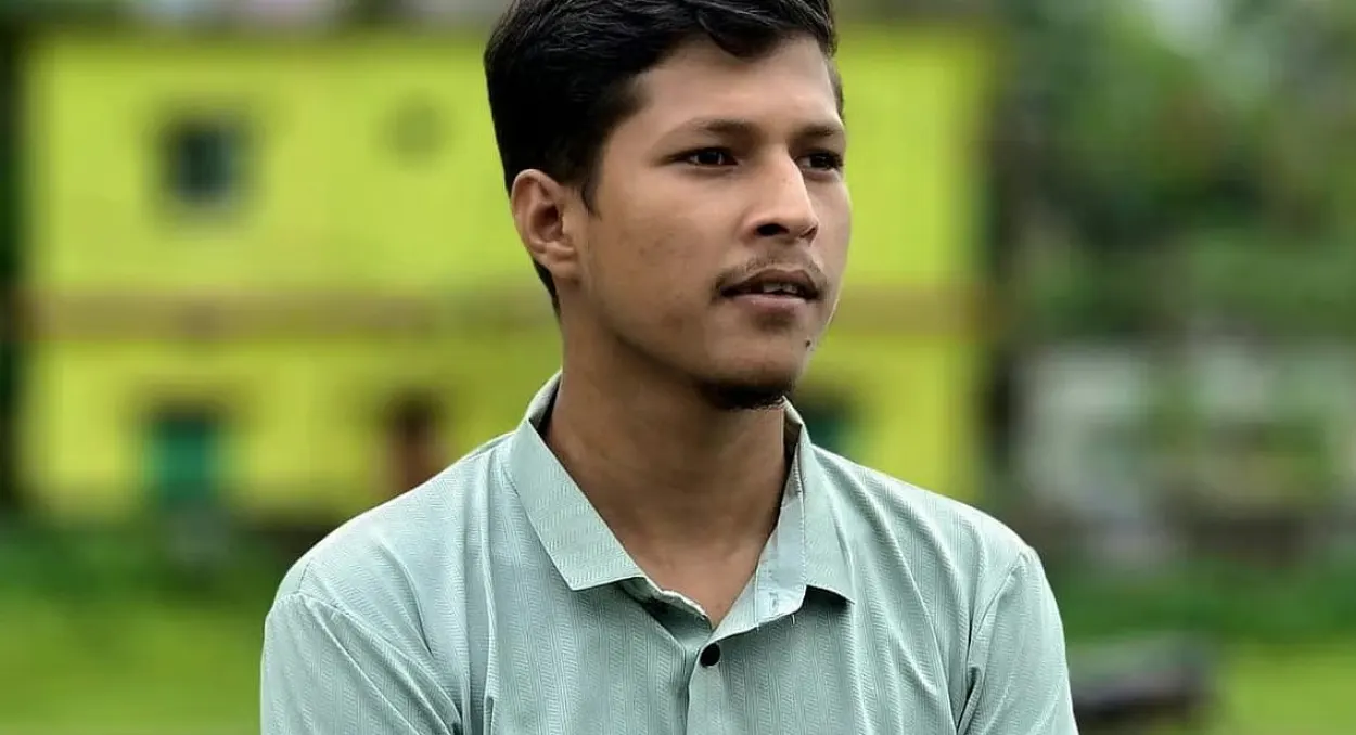 Chhatra Dal leader Nadeem Mahmood has been expelled from the organization for allegedly stealing milk from the 'school feeding' program in Pirojpur.