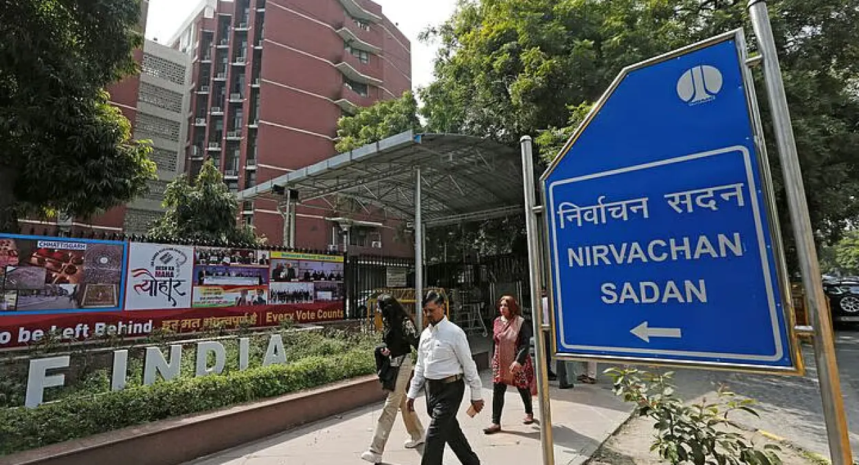 Internal Dissent at India Election Commission Strengthens Opposition Hand