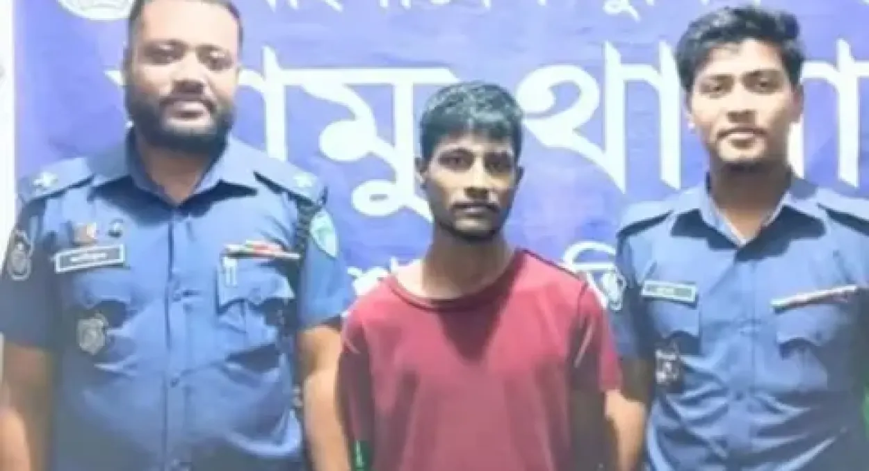মাদক মামলায় যাবজ্জীবন সাজাপ্রাপ্ত পলাতক আসামিরামুর নিজ এলাকা থেকে গ্রেপ্তার
