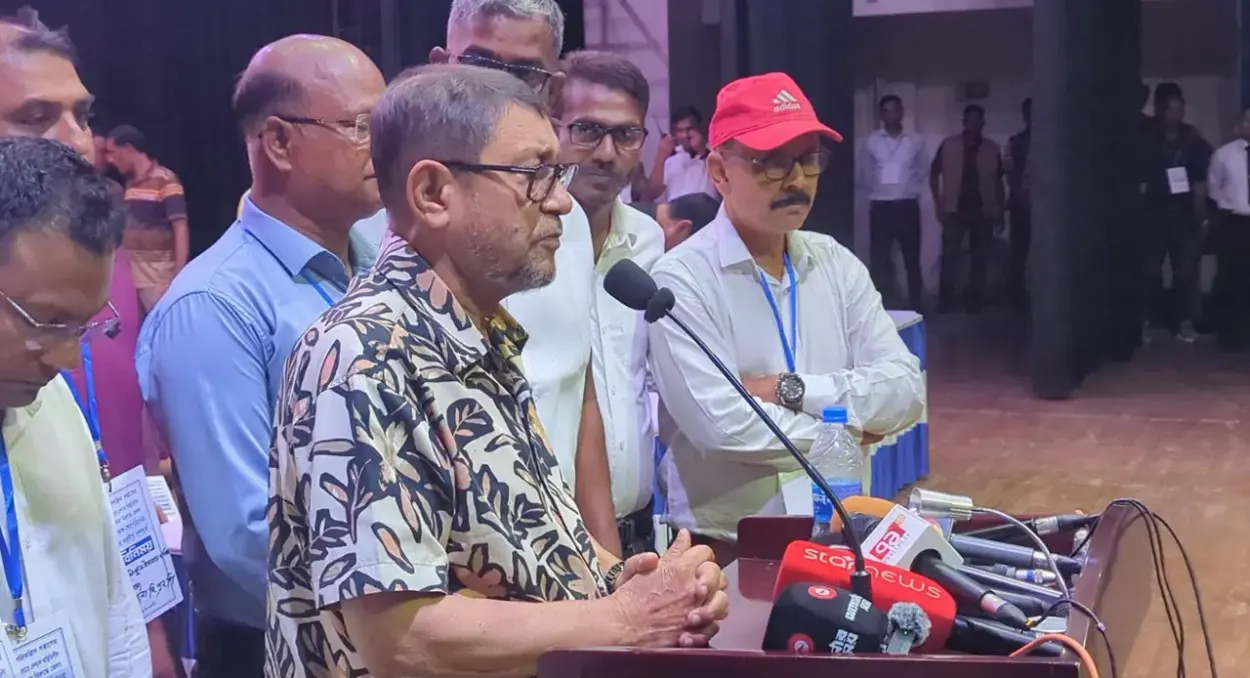 বঙ্গোপসাগরের নিচে বিপুল গ্যাসের ভাণ্ডার রয়েছে : স্বাস্থ্যমন্ত্রী