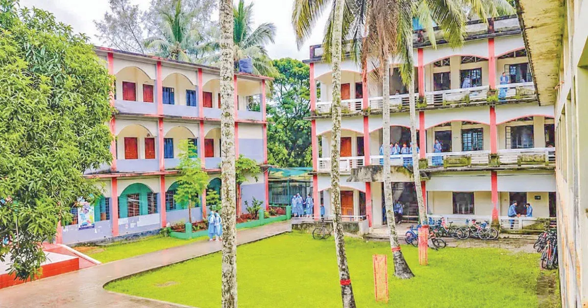 সত্তরের পথে বাবুগঞ্জ সরকারি পাইলট মাধ্যমিক বিদ্যালয় শিক্ষা বিস্তারে ৭৯ বছরের ঐতিহ্য