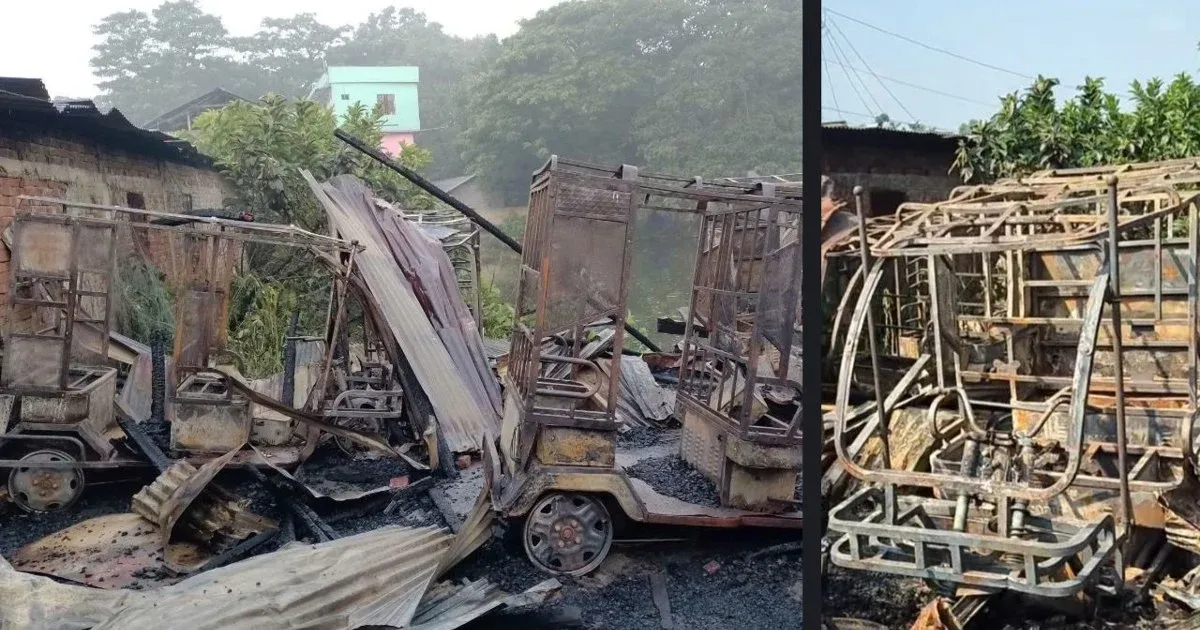 সীতাকুণ্ডে মহাসড়কে পকেট গেট না থাকায় এবং যানজটের বেড়াজালে দেরিতে পৌঁছায় ফায়ার সার্ভিস, পুড়ে ছাই ছয় দোকান