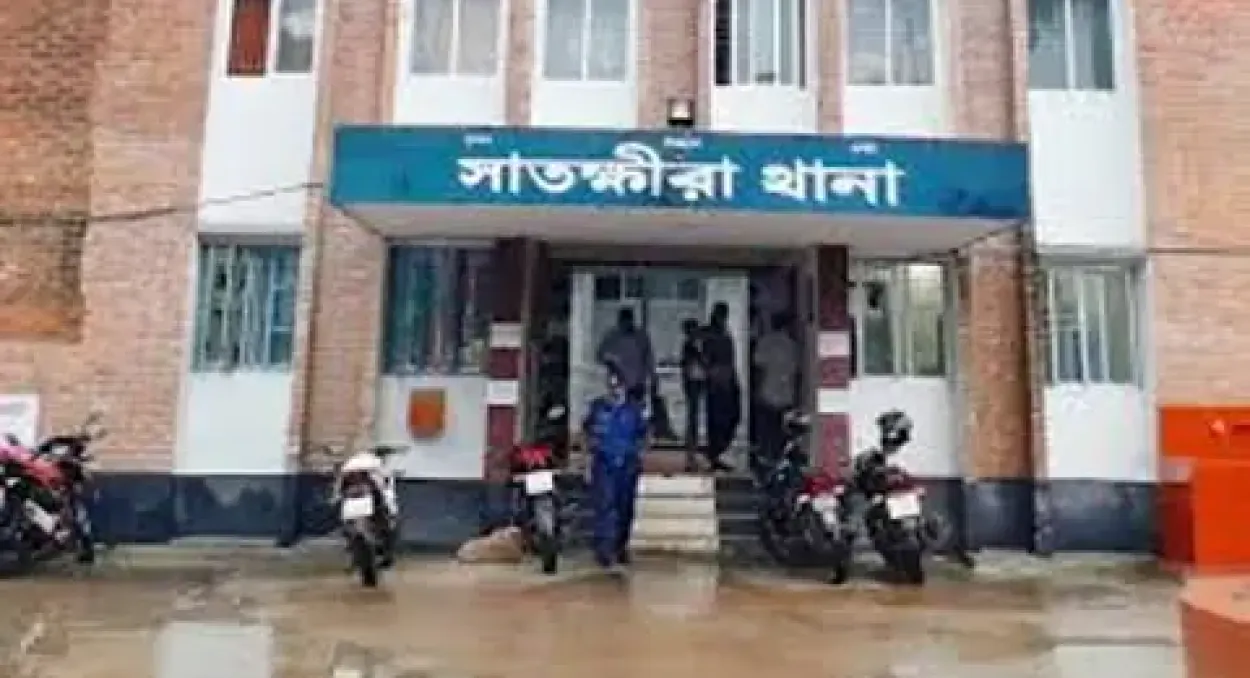 সাতক্ষীরায় বিদ্যুতের বিল নিয়ে কলহ: বিষ খাইয়ে শিশুপুত্রকে হত্যার পর মায়ের আত্মহত্যার চেষ্টা