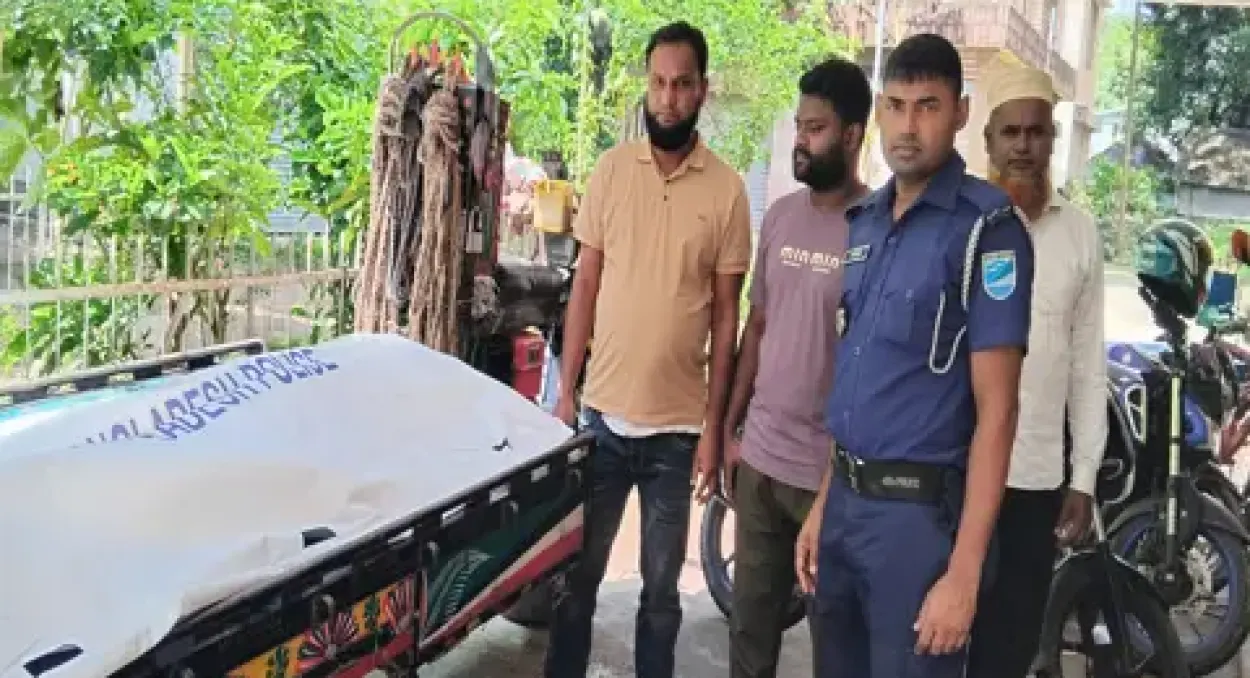 ফরিদপুরের মধুখালীতে সিঁড়ি নির্মাণ নিয়ে বিরোধ, ভাতিজার লাঠির আঘাতে চাচা নিহত
