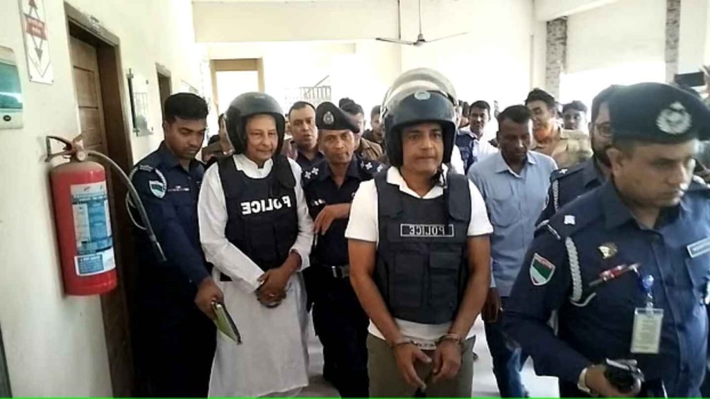হাতকড়া পরিয়ে আদালতে হাজির, জামিন নামঞ্জুর – ইনু ও জর্জ কারাগারে হাসানুল হক ইনু ও সেলিম আলতাফ জর্জ কুষ্টিয়ার আদালতে হাজির, হাতকড়া পরিহিত অবস্থায় পুলিশের পাহারায়।