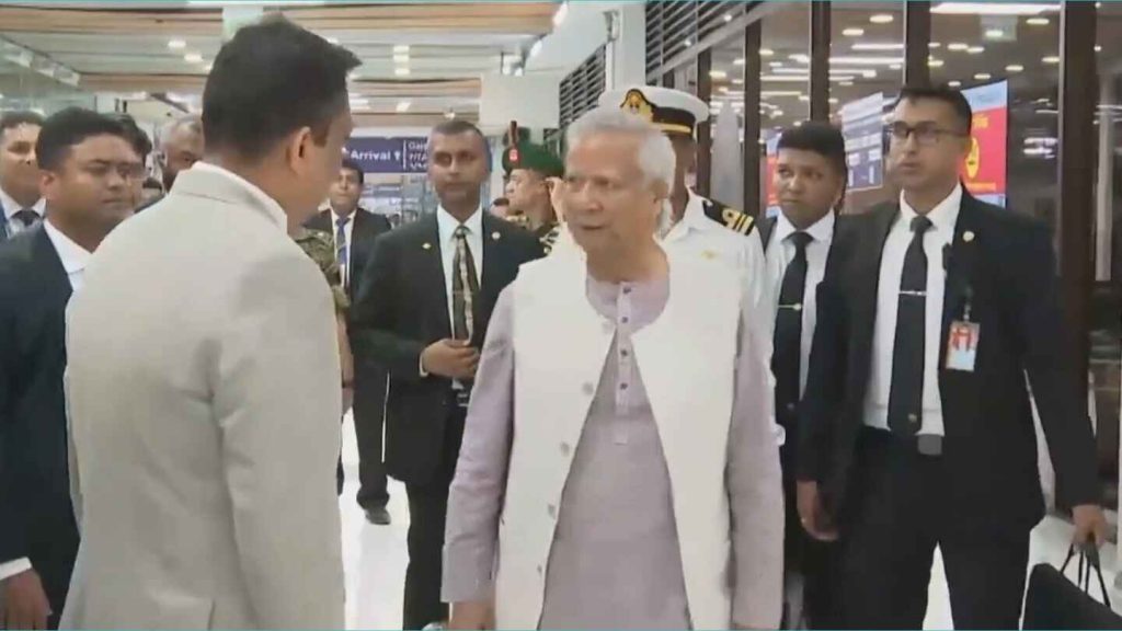 কাতারে পৌঁছেছেন প্রধান উপদেষ্টা ড. ইউনুস, অংশ নেবেন আর্ন্তজাতিক সম্মেলনে কাতারে পৌঁছেছেন প্রধান উপদেষ্টা ড. ইউনুস,