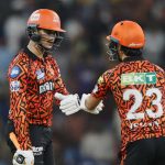 শেষ ম্যাচে ব্যাটিং বেছে নিল সানরাইজার্স, কেকেআরের একাদশেও রইল পরিবর্তন