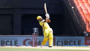 মাত্র ১৭ বছর বয়সেই সিএসকের (CSK) ইতিহাস গড়ে আইপিএলে নজর কাড়লেন আয়ুষ মাত্রে (Ayush Mhatre), গুজরাটের (GT) বিপক্ষে খেললেন ১৭ বলে ৩৪ রানের বিস্ফোরক ইনিংস