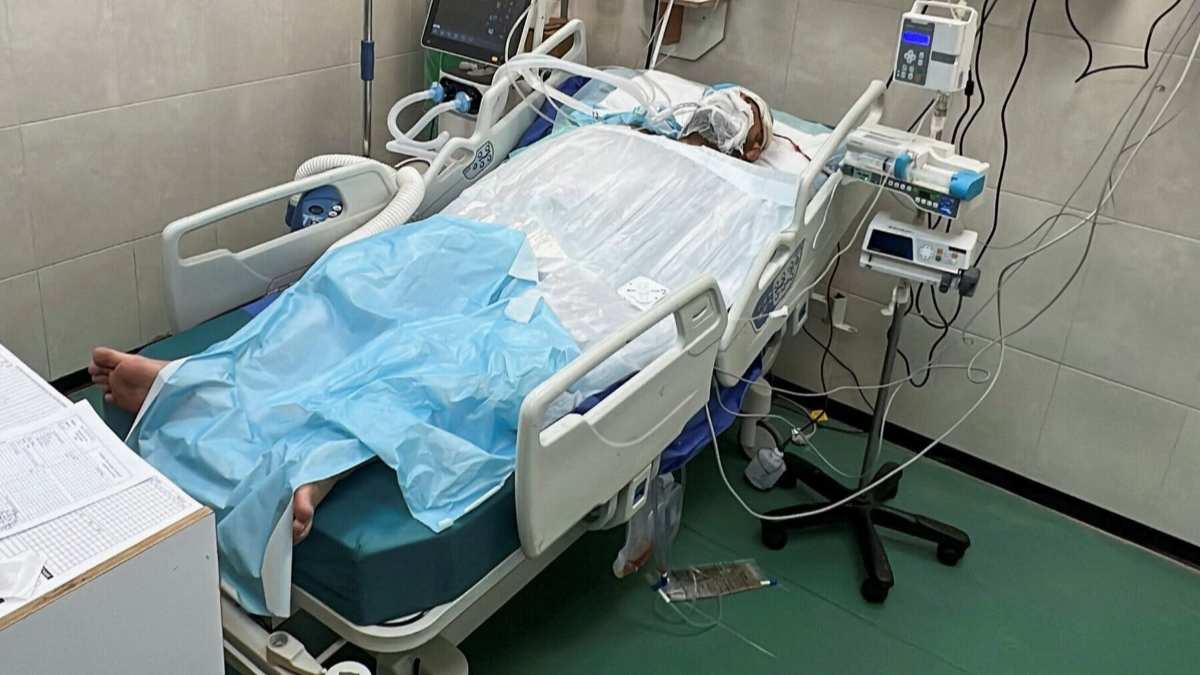 ইসরায়েলি হামলায় এক চিকিৎসকের সাত সন্তান নিহত, দুই শিশু নিখোঁজ, স্বামী আশঙ্কাজনক অবস্থায় হাসপাতালে