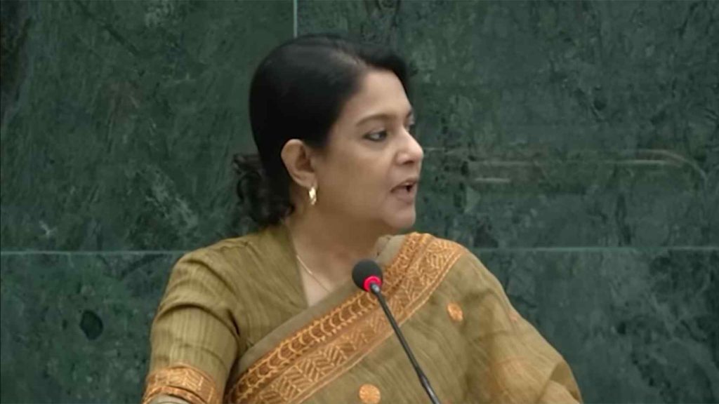 বন ও প্রাকৃতিক সম্পদ শুধু পরিবেশ নয়, অর্থনীতি ও ভবিষ্যৎ প্রজন্মের নিরাপত্তার ভিত্তি: উপদেষ্টা রিজওয়ানা হাসান বন ও প্রাকৃতিক সম্পদ শুধু পরিবেশ নয়, অর্থনীতি ও ভবিষ্যৎ প্রজন্মের নিরাপত্তার ভিত্তি: উপদেষ্টা রিজওয়ানা হাসান