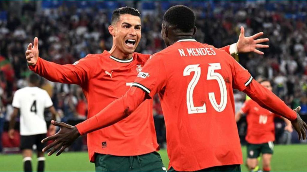 পর্তুগাল বনাম জার্মানি ম্যাচে রোনালদোর জাদু, পরাজয়ের বেদনায় বিদ্ধ স্বাগতিক জার্মানি পর্তুগাল বনাম জার্মানি ম্যাচে রোনালদোর জাদু, পরাজয়ের বেদনায় বিদ্ধ স্বাগতিক জার্মানি