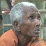 বৃদ্ধা মাকে কাঠফাটা রোদে ফেলে রাখলেন তিন সন্তান, স্থানীয়দের চাপেই মিলল সাময়িক আশ্রয়