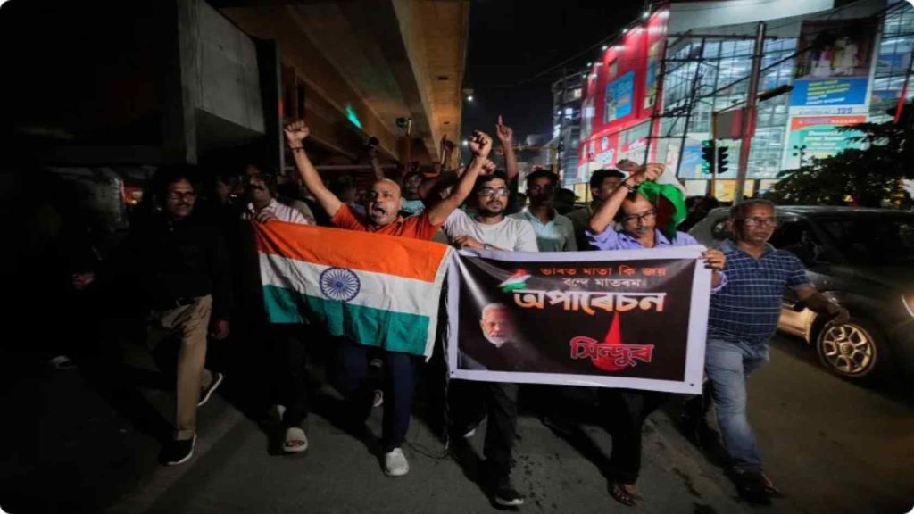 ভারতীয় যুদ্ধবিমান ধ্বংসের স্বীকারোক্তি ঘিরে তোলপাড়, মোদি সরকারকে কাঠগড়ায় তুলে কংগ্রেস