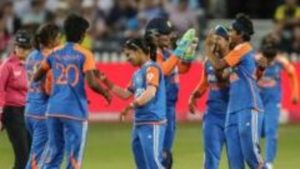 ভারতীয় নারীদের দাপুটে জয়, ইংল্যান্ডকে হারিয়ে সিরিজে ২-০ ব্যবধানে এগিয়ে গেল টিম ইন্ডিয়া