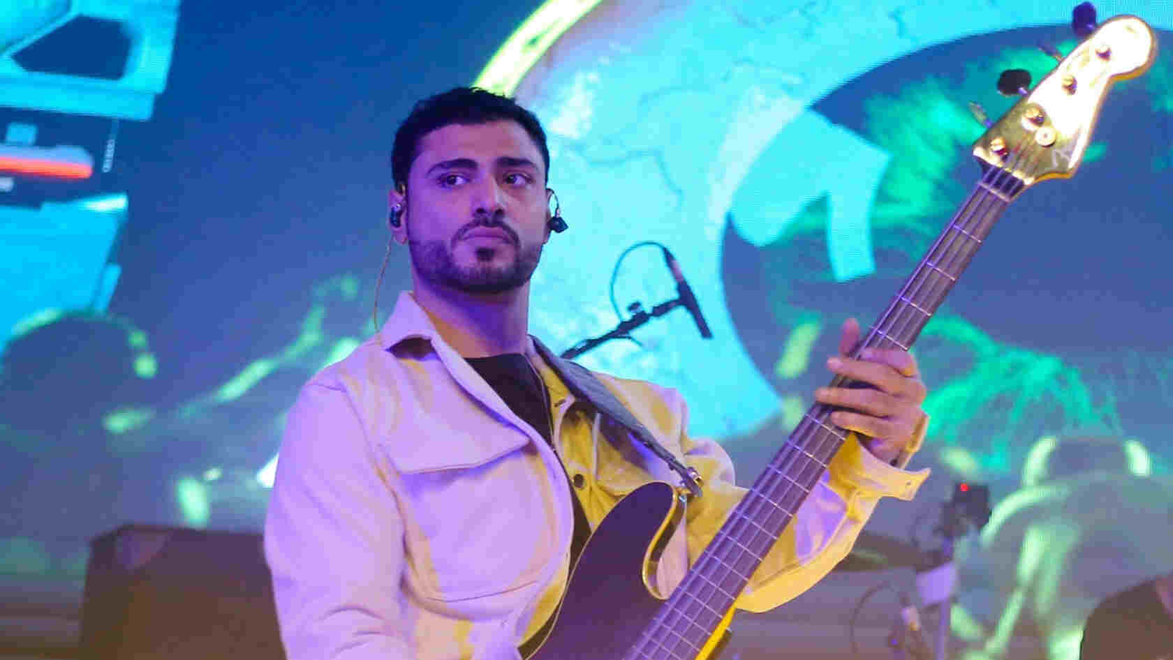প্রখ্যাত অভিনেতা জসিমের ছেলে ও ব্যান্ড ‘Owned’-এর লিড ভোকাল একে রতুল হৃদরোগে আক্রান্ত হয়ে মৃত্যুবরণ করেছেন