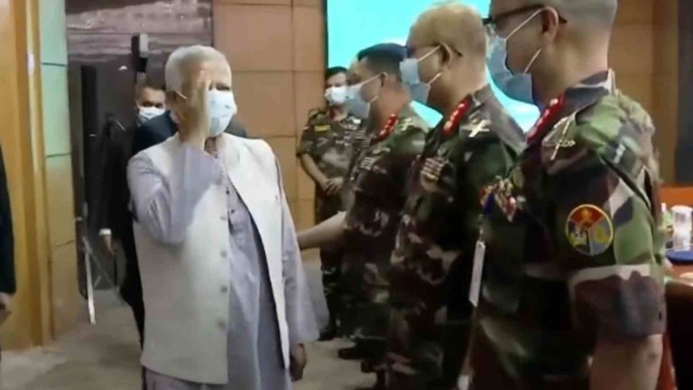 সেনানিবাসে ‘আর্মি হেডকোয়ার্টার্স সিলেকশন বোর্ড–২০২৫’ এর উদ্বোধন করলেন প্রধান উপদেষ্টা প্রফেসর ইউনূস