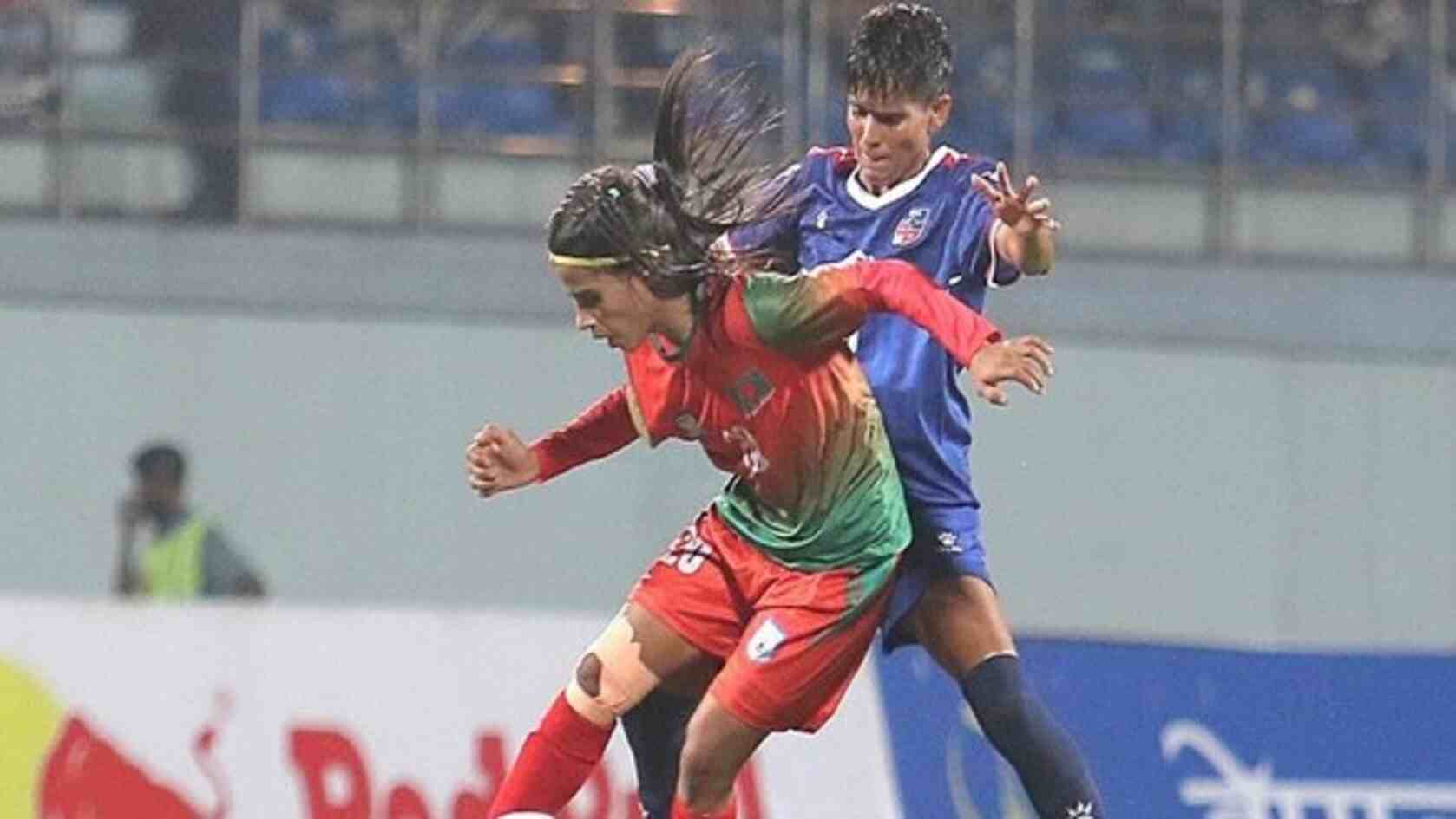 সাফ অনূর্ধ্ব-২০ নারী চ্যাম্পিয়নশিপ ২০২৫নেপালকে নাটকীয়ভাবে হারাল বাংলাদেশ, শেষ মুহূর্তে ত্রিশনার জয়সূচক গোল
