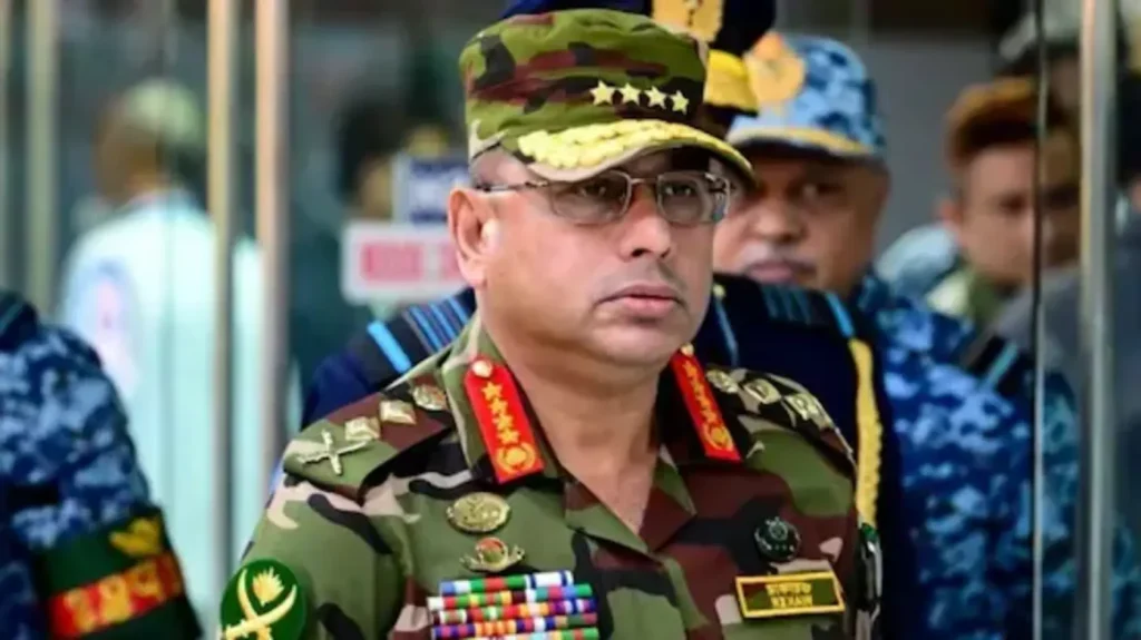 সেনাপ্রধানের হুশিয়ারি: নির্বাচনী সময়ে সেনাবাহিনীকে ঘিরে অপপ্রচার সেনাপ্রধানের হুশিয়ারি: নির্বাচনী সময়ে সেনাবাহিনীকে ঘিরে অপপ্রচার