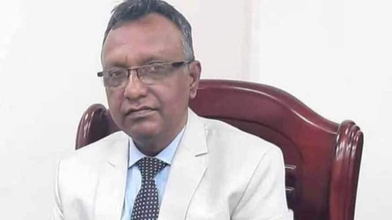 বাংলাদেশ ফাইন্যান্সিয়াল ইন্টেলিজেন্স ইউনিট প্রধানের বিরুদ্ধে অভিযোগ তদন্তে ৪ সদস্যের কমিটি গঠন বাংলাদেশ ফাইন্যান্সিয়াল ইন্টেলিজেন্স ইউনিট প্রধানের বিরুদ্ধে অভিযোগ তদন্তে ৪ সদস্যের কমিটি গঠন