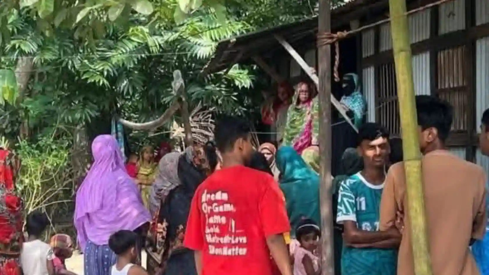 ভেদরগঞ্জে মায়ের সঙ্গে অভিমান করে তরুণের আত্মহত্যা — শোকে স্তব্ধ পরিবার ও এলাকাবাসী