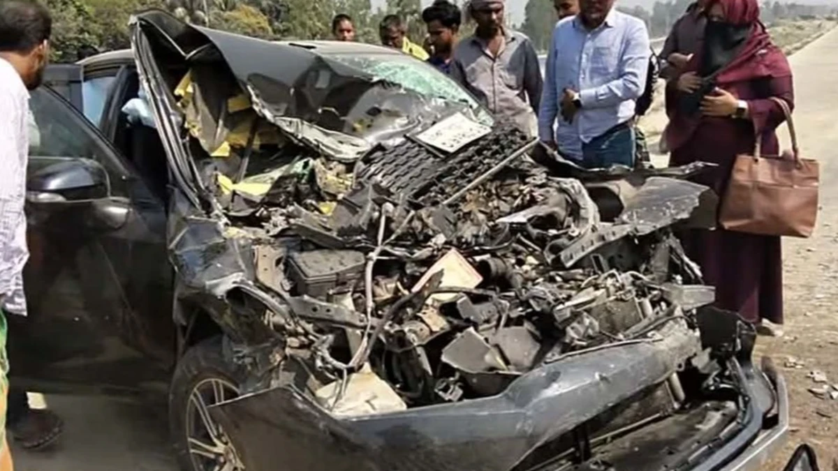 টাঙ্গাইলের কালিহাতীতে প্রাইভেটকারের ধাক্কায় ভ্যানচালক ও যাত্রী নিহত