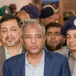 ফ্যাসিবাদের করুণ পরিণতি স্মরণে রেখে সততা ও নিষ্ঠার সঙ্গে দায়িত্ব পালনের নির্দেশ স্বরাষ্ট্র উপদেষ্টার