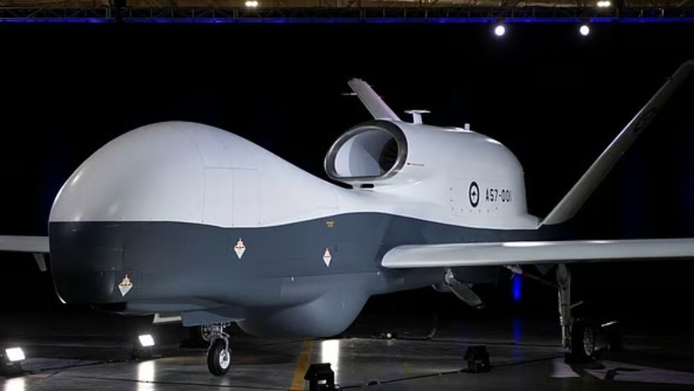 Missing US $20 million drone on the Strait of Hormuz, crashed or crashed?
