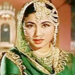 Dacoit Amrit Lal Forces Meena Kumaris Autograph at Knifepoint