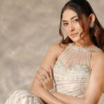 Mehjabeen Chowdhury Charms With Alluring Presence