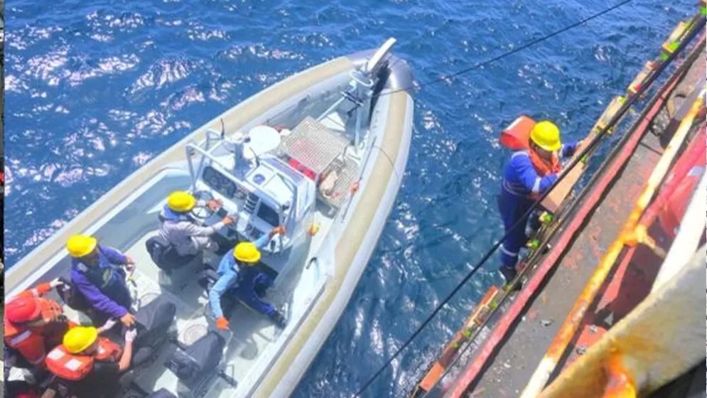 18 sailors including Bangladeshis rescued from Arabian sea