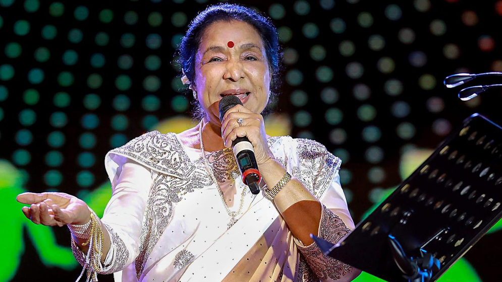Asha Bhosle gave voice to Bangladeshi movie songs