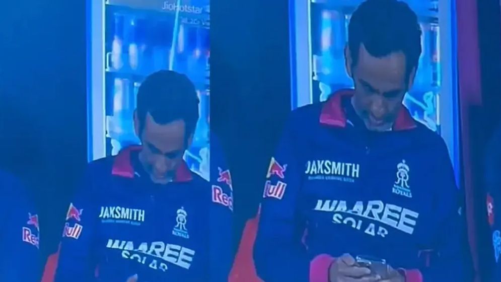 Rajasthan manager punished for using phone in dugout