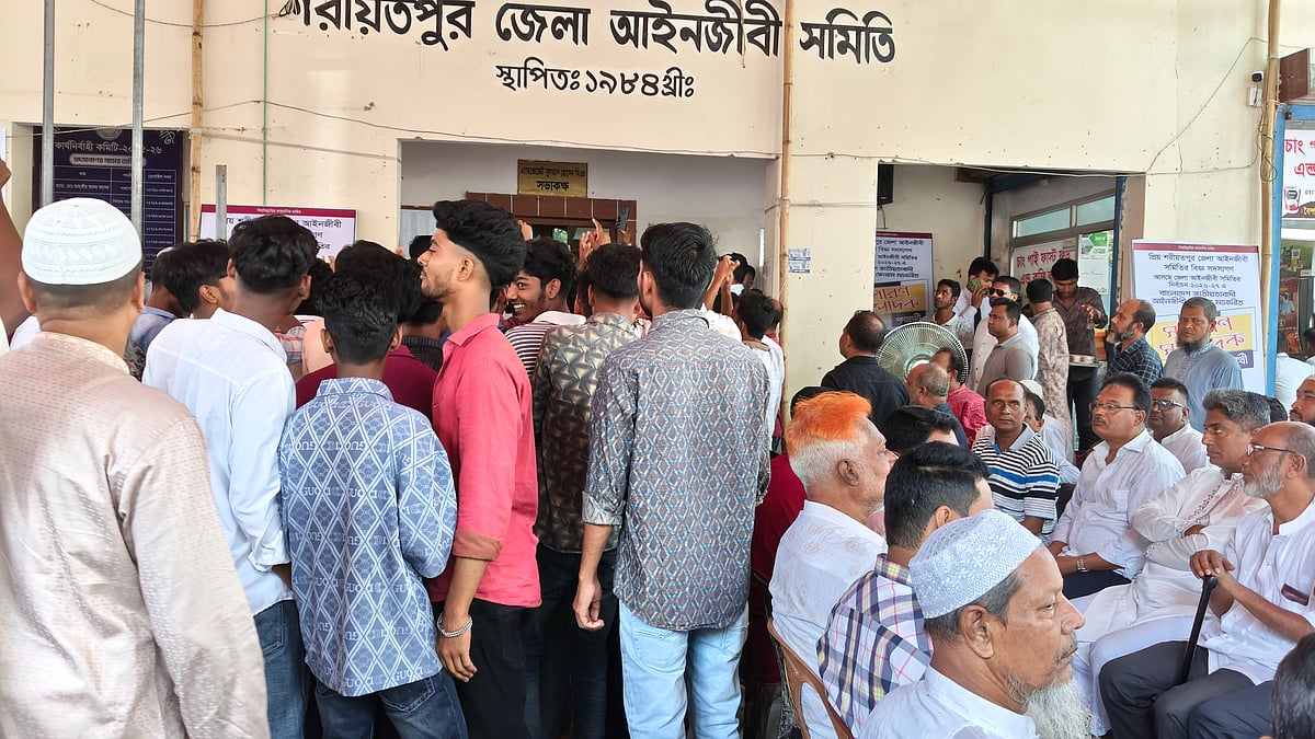 In Shariatpur, collection of nomination papers was obstructed, lawyer was accused of assault