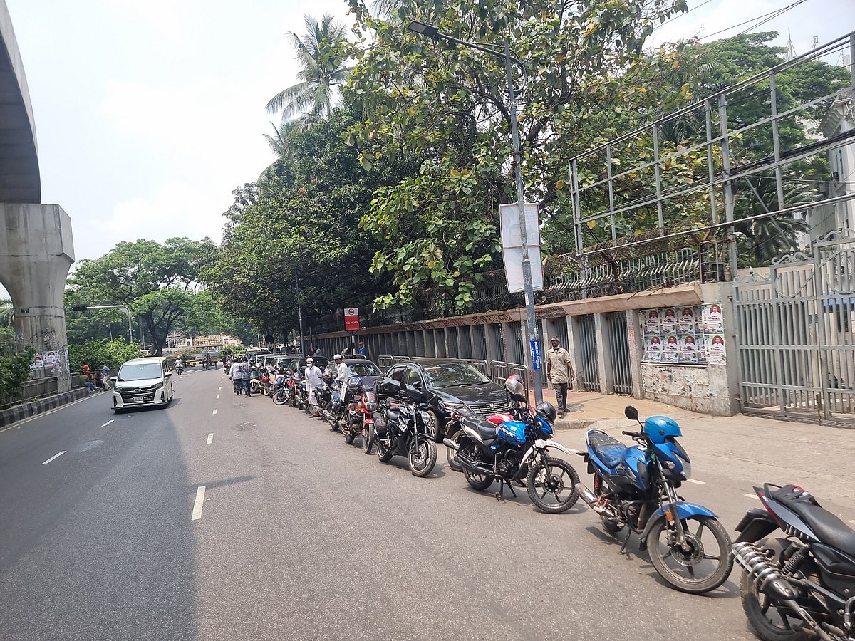 Filling station one, oil line 1 thousand 11 go