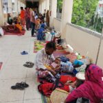 Children with symptoms of measles are still being treated with the balcony and general patients