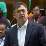 The government will start a campaign against online gambling and drugs