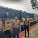 Engine fault, ALM sick with smoke, Chattala Express with 800 passengers stuck in Feni