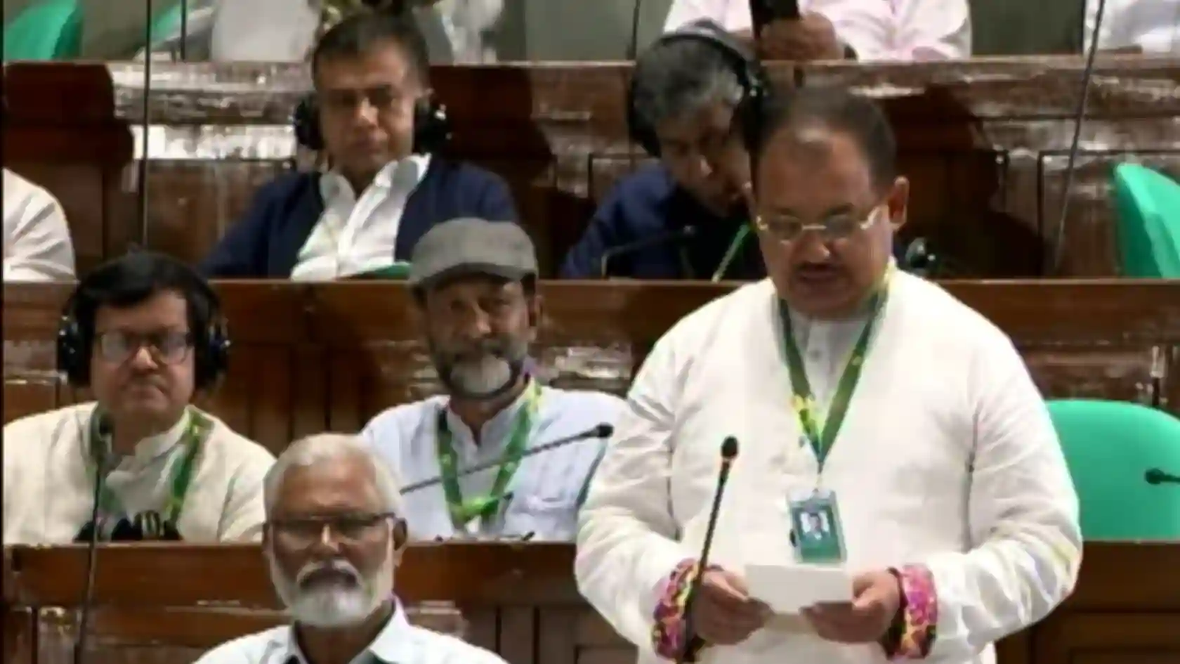শরীয়তপুরে নদীভাঙনে বিপর্যস্ত মানুষ, জরুরি ব্যবস্থা নেওয়ার দাবি সংসদে