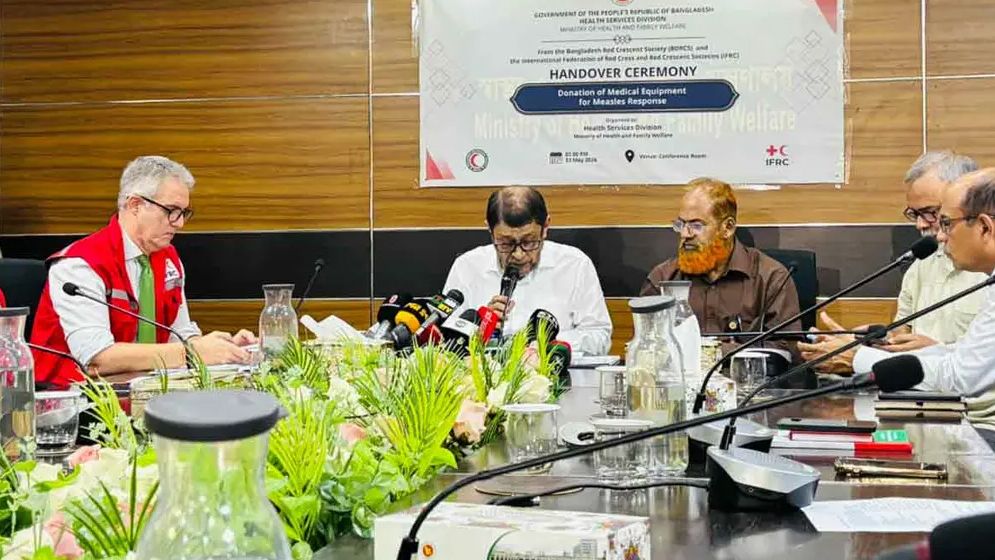 হাম পরিস্থিতি মোকাবিলায় চিকিৎসক ও নার্সদের ঈদের ছুটি বাতিল