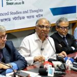 বর্তমান সরকারের উন্নয়নের ফাঁদে পড়ার প্রয়োজন নেই